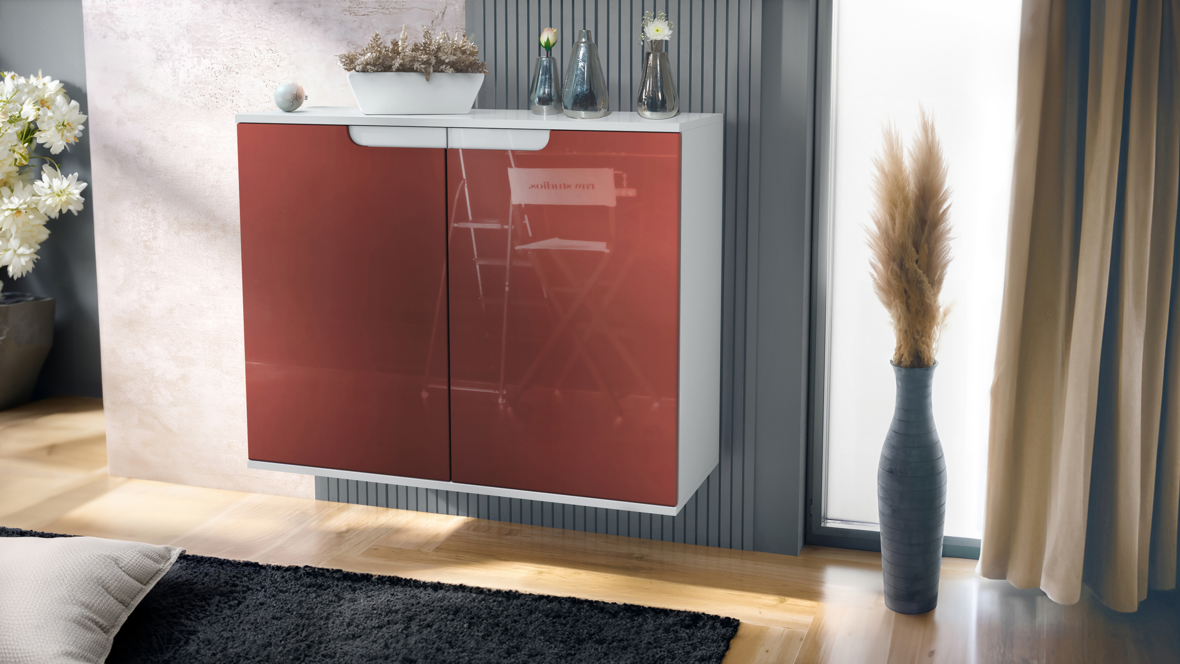 Sylt V3 Kommode Weiß mit 2 großen Türen Weiß matt / Bordeaux Hochglanz (92,5 x 73.5 x 35)