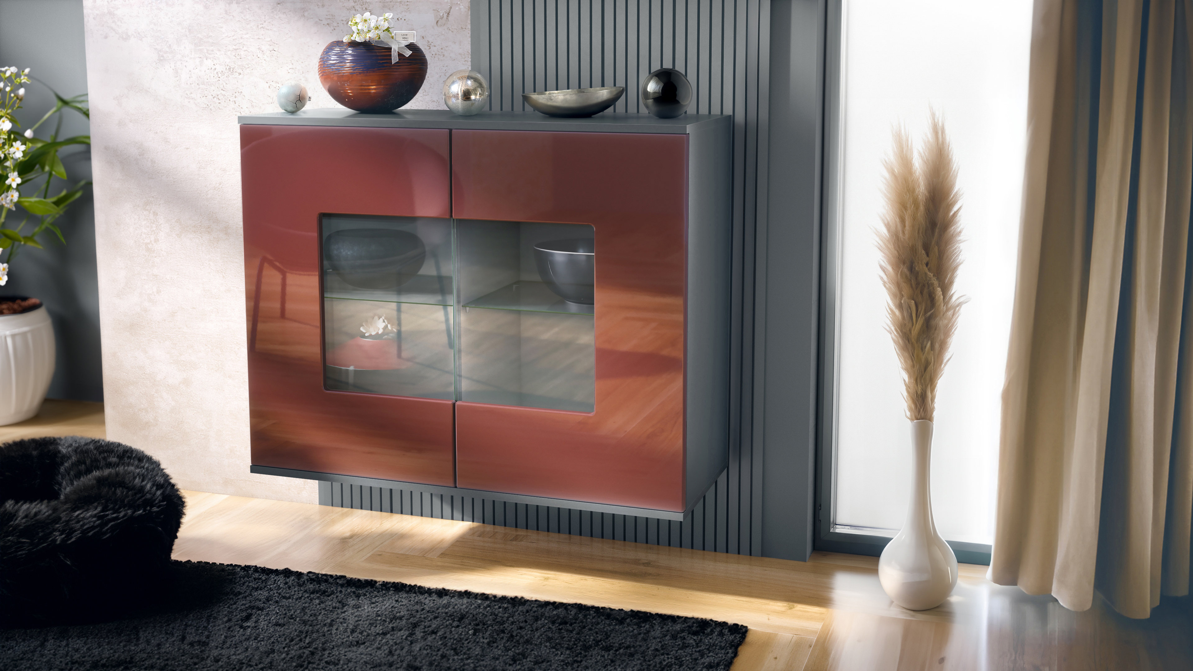 Grömitz V3 Kommode Anthrazit mit 2 großen Glastüren Anthrazit matt / Bordeaux Hochglanz (92,5 x 73.5 x 35)