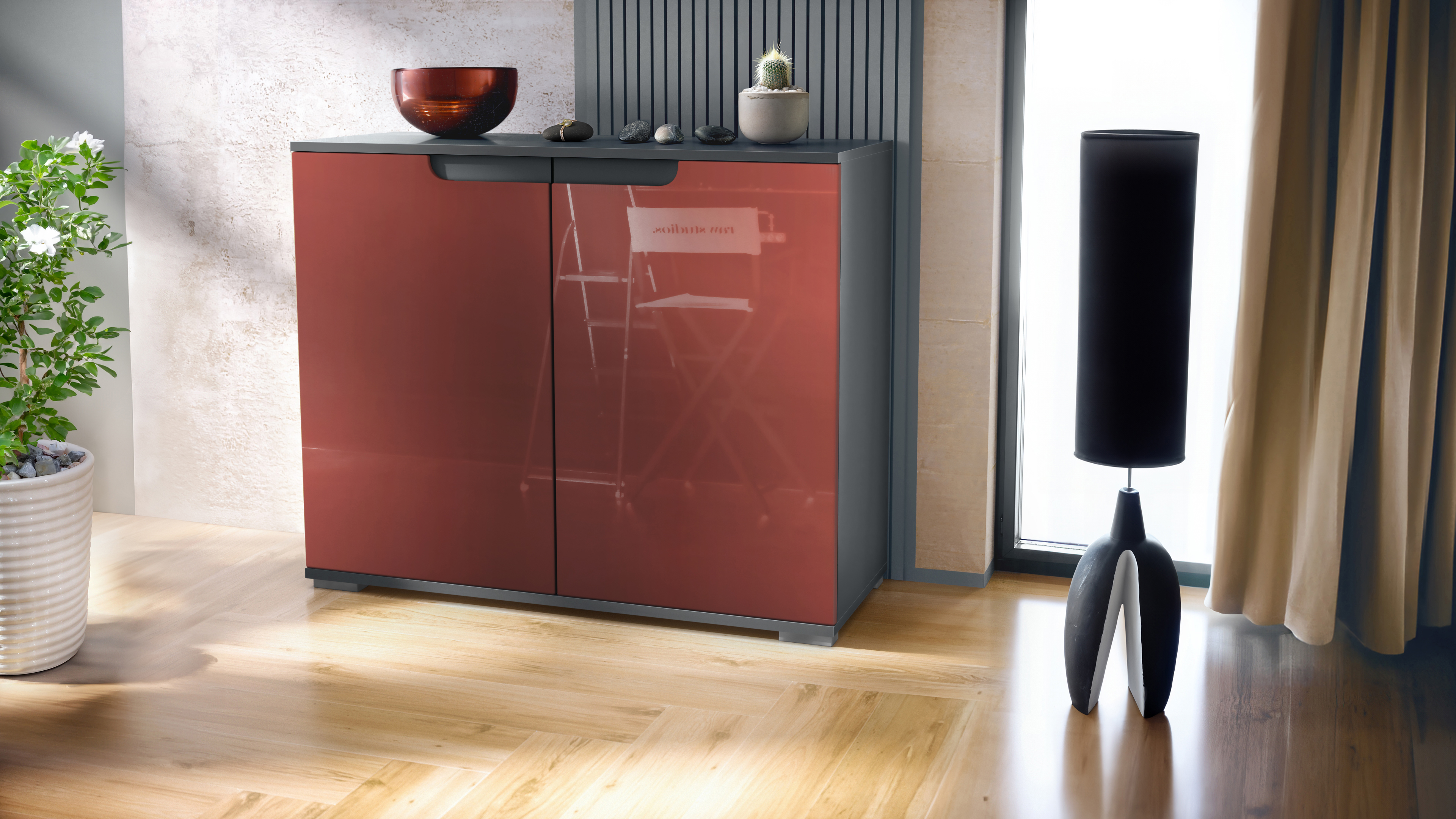 Sylt V3 Kommode Anthrazit mit 2 großen Türen Anthrazit matt / Bordeaux Hochglanz (92,5 x 75.5 x 35)