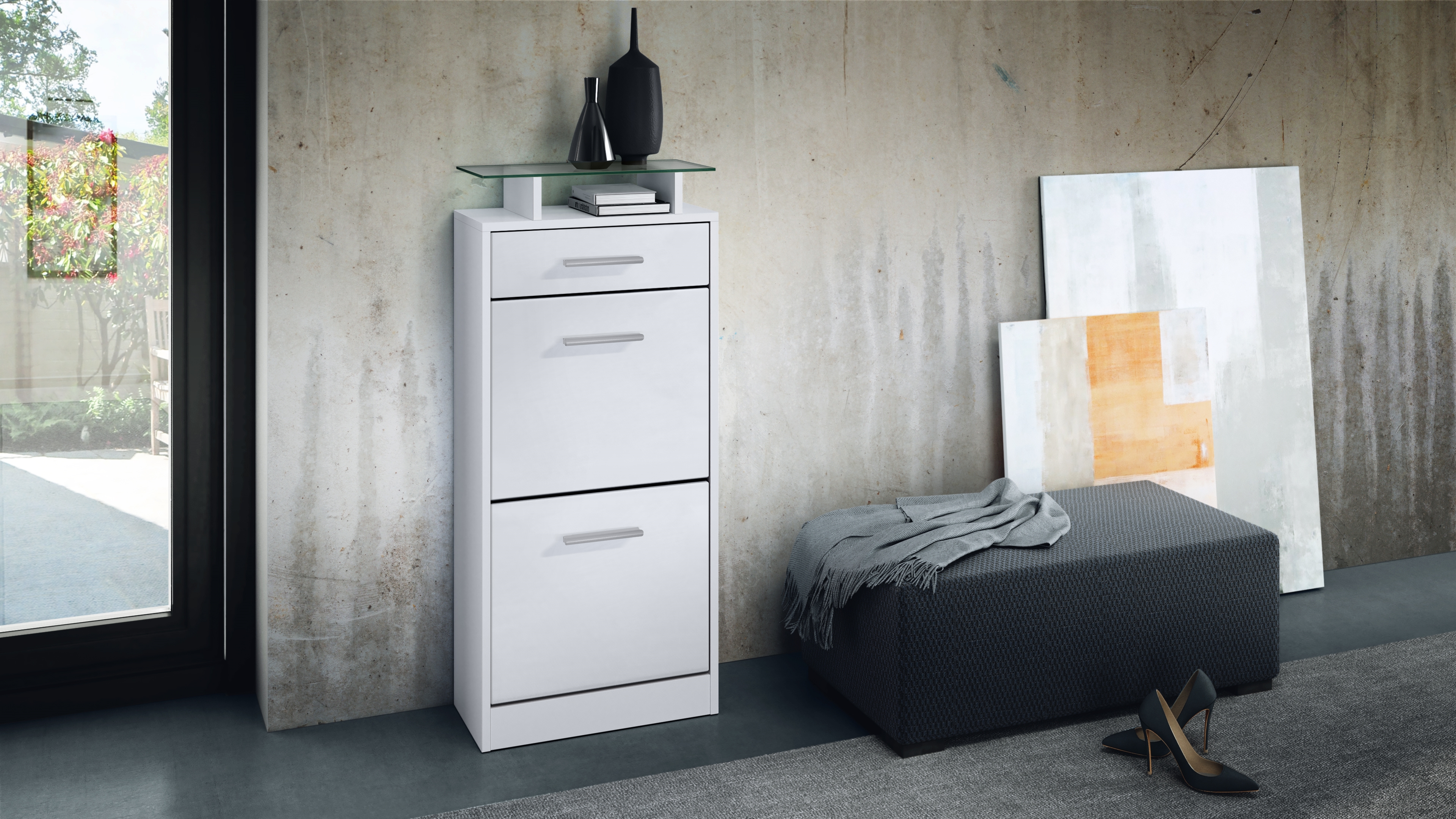 Schuhschrank Loret V2 mit 2 Klappen, 1 Schublade und Glasablage Weiß matt (46 x 104 x 23 cm)